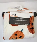 Halloween Oversized Plush Throw 50 X 70 Jack-o-lantern Pattern Nwt. Fixed Price $19.99.