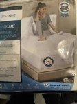 Sensorpedic Warming Digital Controller Electric Mattress Pad, Twin, White. Fixed Price $39.00.