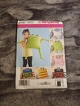 Simplicity Sewing Pattern 2197 Fleece Pillow Square Animal Throw Craft. Fixed Price $13.49.