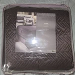 Jennifer Lopez Queen Nights Coverlet Blanket 90"X90" - Dark Purple Plum Jlo. Fixed Price $60.00.