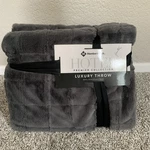 Member's Mark Hotel Premier Collection Luxury Faux Fur Throw 60" 70" Brand New. Fixed Price $44.99.