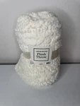New Ulta Beauty Limited Ed. White Plush Throw Blanket 50X 60 Nwt $65 Retail. Fixed Price $35.00.