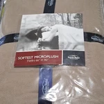 Berkshire Blanket Softest Microplush Twin 66 X 90 Beige All Season. Fixed Price $22.00.