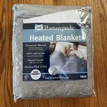 Sealy Posturepedic Digital Control Heated Blanket Twin Size Green Clover. Fixed Price $44.99.