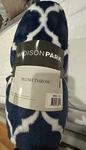 Madison Park Oversized 60 X Ogee-print Indigo Throw T4103709. Fixed Price $13.00.