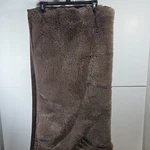 Brown Faux Fur Throw Blanket Solid Color Rectangular Bedroom. Fixed Price $20.00.