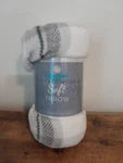 Comfort Bay Soft Throw Blanket 50X60IN Nwt. Fixed Price $10.99.