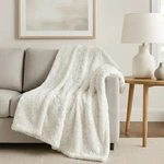 Dada Bedding Luxury White Roses Faux Fur With Sherpa Backside Fleece Throw Bl.... Fixed Price $55.69.