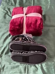 Dearfoams Total Comfort Xl Slippers And Berkshire Blanket/oversized Throw. Fixed Price $53.00.