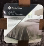 Members Mark Queen Plush Blanket Brown 90 X 96 Inches. Fixed Price $22.49.