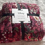 Vera Bradley X Disney Minnie Mouse & Daisy Hidden Hearts Essential Throw Blanket. Fixed Price $55.00.