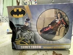 Warner Brothers Dc Comic Harley Quinn Adult Comfy Throw With Sleeves Open Box. Fixed Price $22.00.