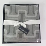 Hudson Park Collection Lambswool&cashmere Jacquard Throw Color Grey Nip. Fixed Price $84.00.