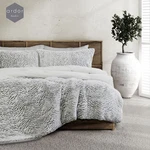 Faux Fur Silver 3 Piece Comforter Set By Ardor. Fixed Price $108.52.