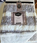 London Fog Blanket New Sherpa Throw Faux Fur Extra Warm 50" 60" Nwt. Fixed Price $48.99.