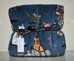 Vera Bradley Throw Blanket Cat's Meow 80 X 50 Soft Plush 12408-P88 Nwt. Fixed Price $59.99.