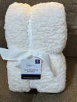 Mainstays Faux Shearling Blanket Spread King 120"X90" Cozy Soft Ivory New. Fixed Price $34.99.