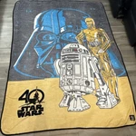Star Wars 40TH Anniversary C-3PO & R2D2 Collectors Throw Blanket 86 X 58. Fixed Price $29.99.