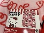 Jay Franco Hello Kitty Love Plush Throw Blanket 50 X 70 Pink Machine Washable. Fixed Price $29.00.