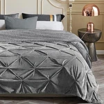 Kawahome Super Soft Minky Blanket Size Extra Warm Pinched King, Grey. Fixed Price $70.76.