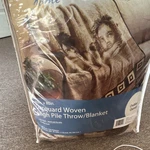 Mainstays Chubby Cherub Jacquard Woven Throw Blanket 60 X 80 Acrylic Polyester. Fixed Price $25.00.