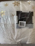 New Cuddl Duds Cozy Soft Throw 50X60 Gold Foil Snowflake Kohls Reversible Quilt. Fixed Price $40.00.
