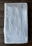 New Adrienne Landau Cream Luxury Faux Fur Throw Blanket. Fixed Price $50.00.