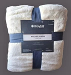Broyhill Velvet Plush Throw Blanket White 50X60 Ultra Soft Cozy. Fixed Price $34.99.