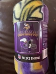 Minnesota Vikings Nfl Northwest "mirror" Fleece Throw. Fixed Price $8.00.