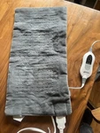 Used Geniani NA-H1721B Heating Pad And Controller Cord 23X11.5 C1. Fixed Price $22.00.