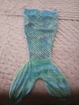 Comfy Tails Mermaid Blanket Cozy Plush Fleece Blue Green Kids Throw. Fixed Price $12.00.
