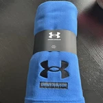 Under Armour Throw Blanket 50" X 60" Blue 1387198 432 Nwt. Fixed Price $35.00.