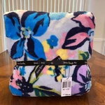 Nwt Vera Bradley Throw Blanket Marian Floral. Fixed Price $54.99.