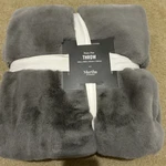 Martha Stewart Faux Fur Throw 50" 60" Gray Color $130 Retail. Fixed Price $59.00.