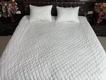 White Cotton Quilt King Blanket Comforter Queen Bedding Set. Fixed Price $65.00.