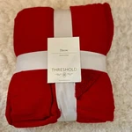 Threshold Textured Throw Blanket 50X60 Plush Sherpa Lining Machine Washable. Fixed Price $25.00.