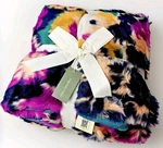 Vera Bradley Faux Fur Throw Blanket In Bossanova Neutral. Fixed Price $73.60.
