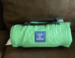 New Berkshire Blanket Home Co Life Is Good Beach Outdoor 55 X 70 Inch. Fixed Price $26.99.