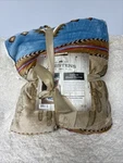 New Carstens Cactus Stripe Plush Sherpa Throw Fast Shipping. Fixed Price $29.99.