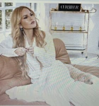 Rachel Miriam The Cloud Throw - 40 In X 50 $128 Retail New Sealed Package. Fixed Price $32.04.