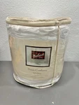 Vtg 2002 Woolrich Down Comforter White Goose 88" X 90" Full/queen Read. Fixed Price $125.00.