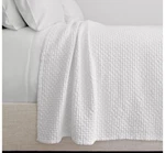 White Pelham Lands Downunder Queen Blanket Providence Collection Cotton Scandia. Fixed Price $300.00.