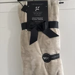 Grand Luxe 500GSM Heavyweight 60X70 Natural Soft Plush Throw Blanket New. Fixed Price $59.99.