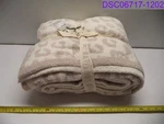 Barefoot Dreams In The Wild Throw Blanket Stone/cream B563-05-LE. Fixed Price $176.40.