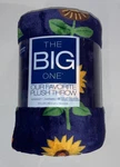 The Big One Oversized Super Soft Throw Modern Flower Blue 5'X6' Plush Blanket. Fixed Price $19.99.