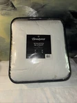 Beautyrest 12LBS -blanket Quilted Cotton Cover In Color White. Fixed Price $189.99.