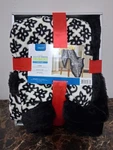 Interior By Design- Printed Faux Fur Trimmed Soft Plush Throw 50'X60' New. Fixed Price $17.90.