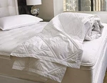 Downlite Quilted Blanket - Lightweight Double Diamond Pattern Full. Fixed Price $178.00.