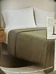 Berkshire Blanket King Size Green Luxe Loft 112 92 Soft Cozy New. Fixed Price $39.33.