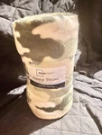 New Mainstays Fleece Throw Blanket Camouflage Army Light Weight 50" X 60". Fixed Price $8.00.